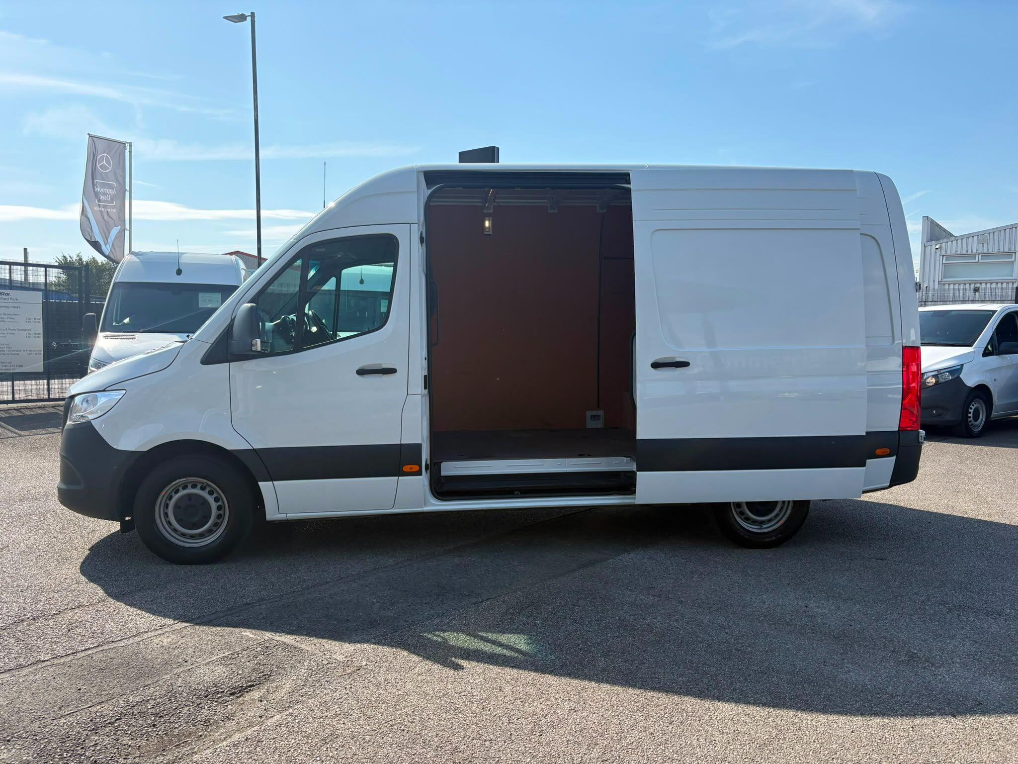 Mercedes-Benz Sprinter